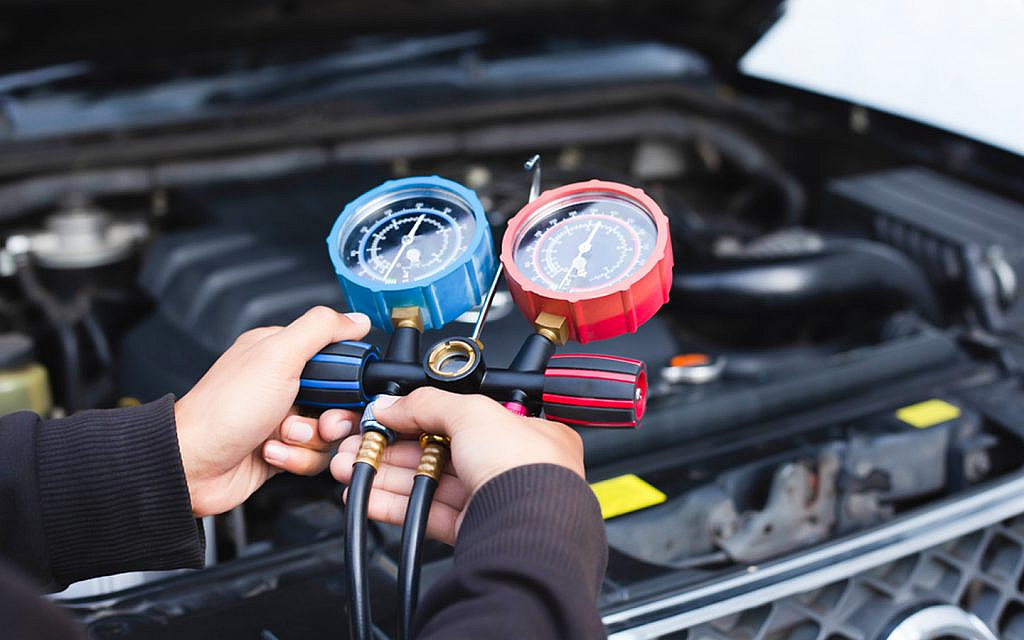 Refrigerant Leak of Car ac